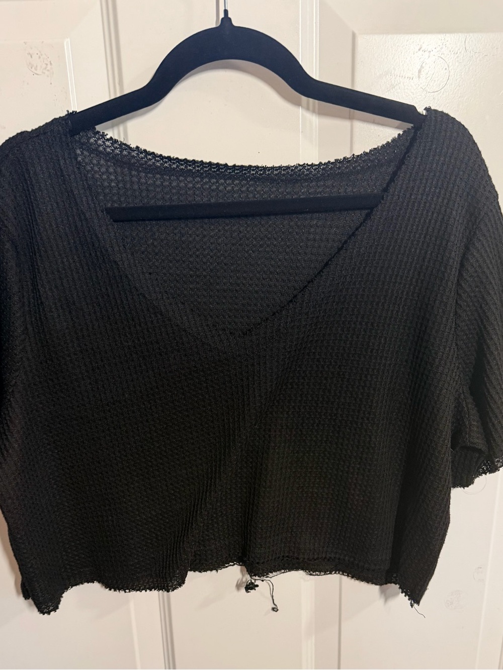 Black Waffle Knit V-Neck Cropped Top